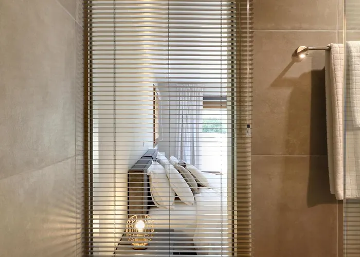 By Relax In Greece * Αμφίκλεια